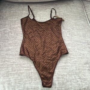 SKIMS LOGO MESH FOIL CAMI BODYSUIT
